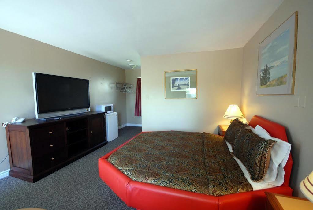 Kitchener Motel Exterior photo